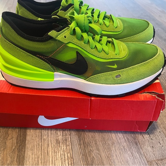 2021 Nike Waffle ONE Electric Green Shoes Running Youth US Shoe Size 6y - Picture 3 of 12